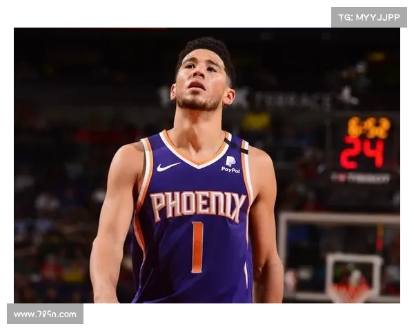 德文·布克职业生涯辉煌时刻回顾：突破与成就的精彩瞬间