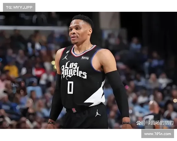 拉塞尔·威斯布鲁克计划支持青少年教育奖学金助力社区发展